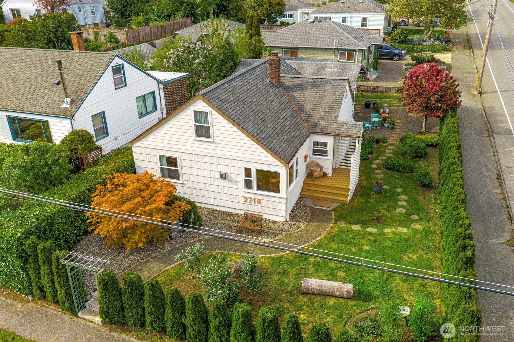 2718 E 11th Street Bremerton WA 98310