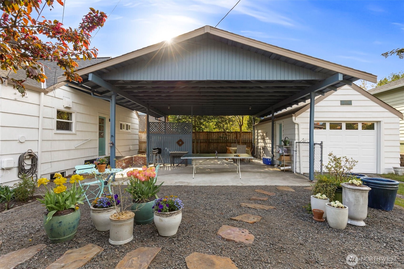 2718 E 11th Street Bremerton WA 98310
