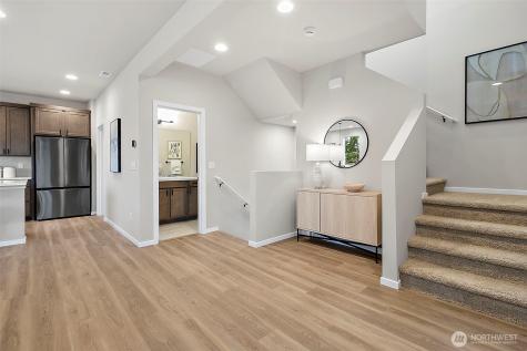 18521 SE 271st Place Covington WA 98042
