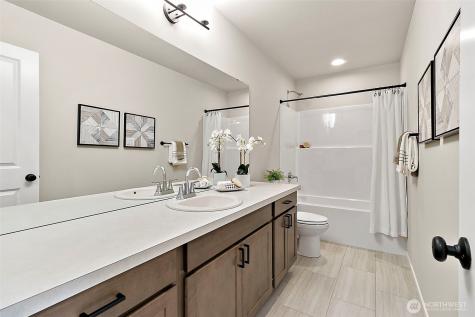 18521 SE 271st Place Covington WA 98042
