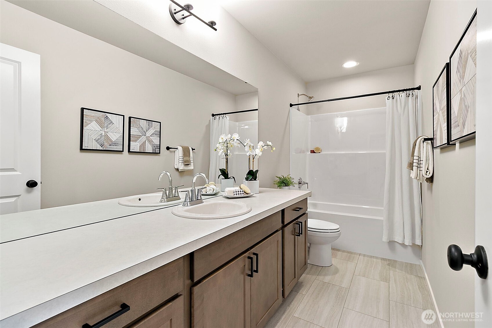 18521 SE 271st Place Covington WA 98042