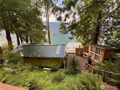 35046 North Shore Drive Mount Vernon WA 98274