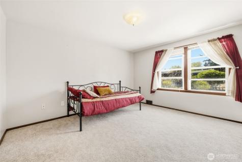 614 E 84th Street Tacoma WA 98445
