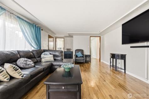 614 E 84th Street Tacoma WA 98445