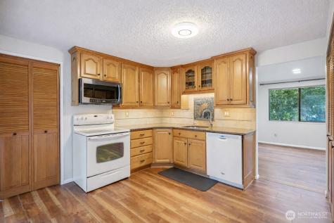4708 Grandview Drive W Tacoma WA 98466