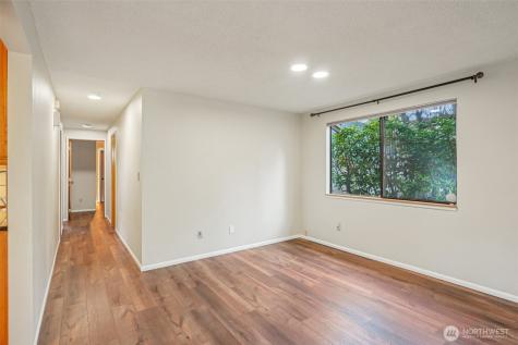 4708 Grandview Drive W Tacoma WA 98466