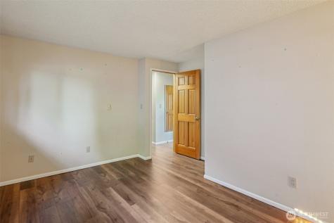 4708 Grandview Drive W Tacoma WA 98466