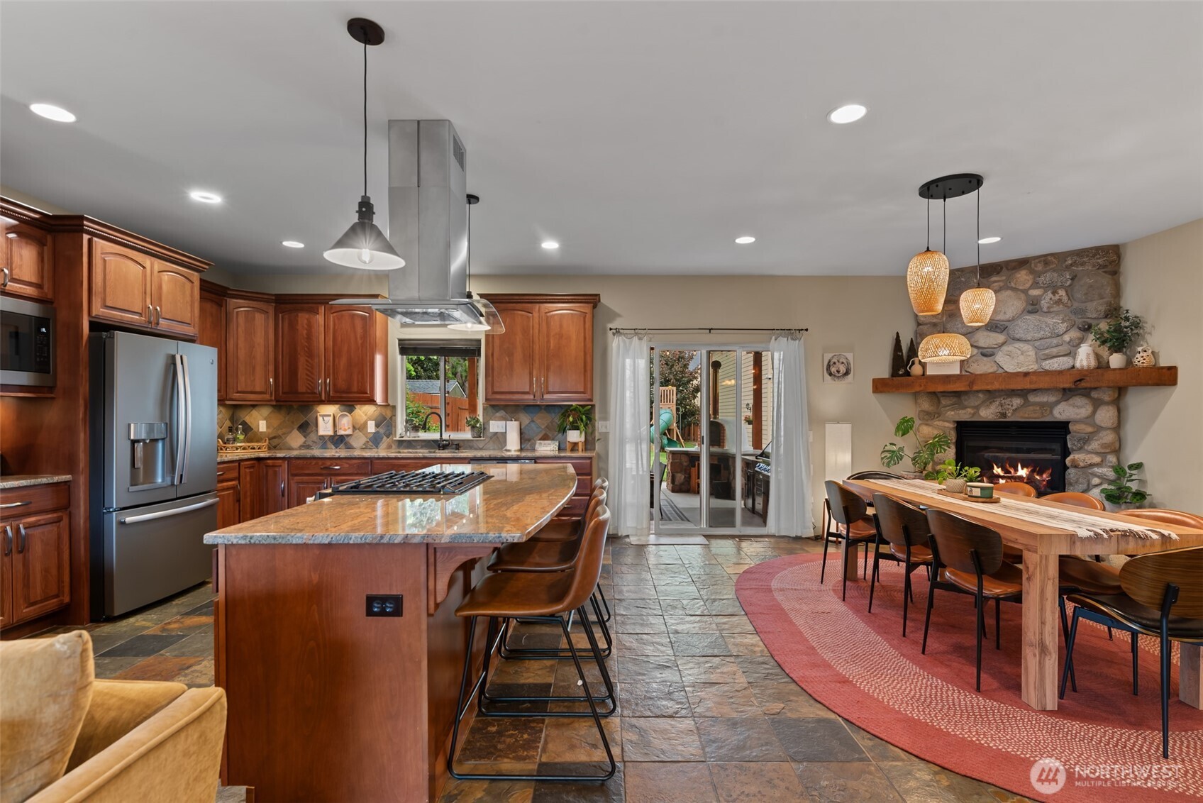 104 35th Street NW East Wenatchee WA 98802