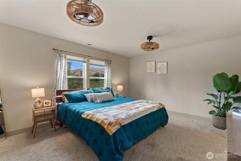 104 35th Street NW East Wenatchee WA 98802