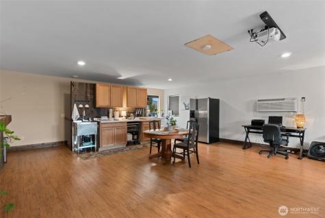 104 35th Street NW East Wenatchee WA 98802