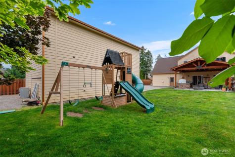 104 35th Street NW East Wenatchee WA 98802