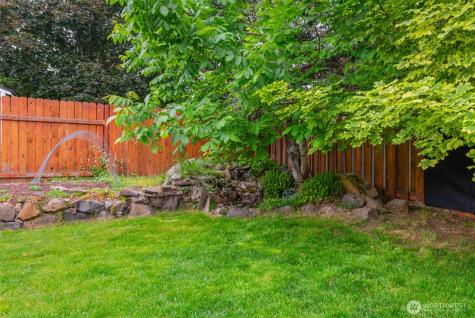 104 35th Street NW East Wenatchee WA 98802
