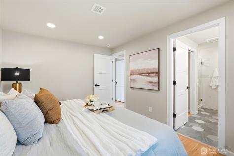 8810 NE 138th Street Kirkland WA 98034