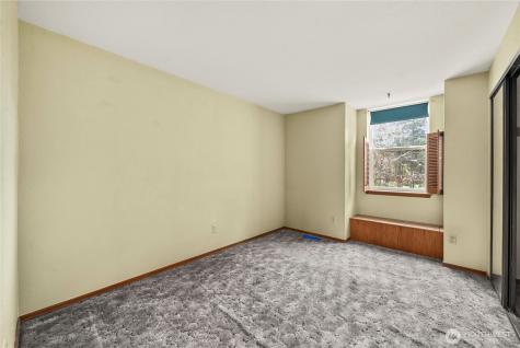 1911 154th Street Court E Tacoma WA 98445