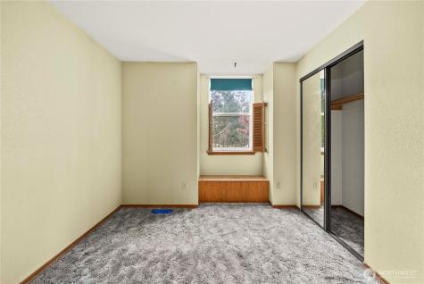1911 154th Street Court E Tacoma WA 98445