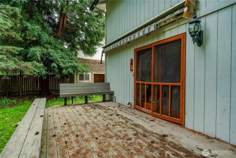 1911 154th Street Court E Tacoma WA 98445