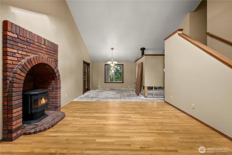 1911 154th Street Court E Tacoma WA 98445