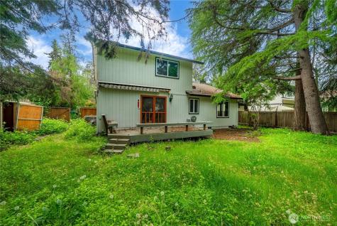 1911 154th Street Court E Tacoma WA 98445