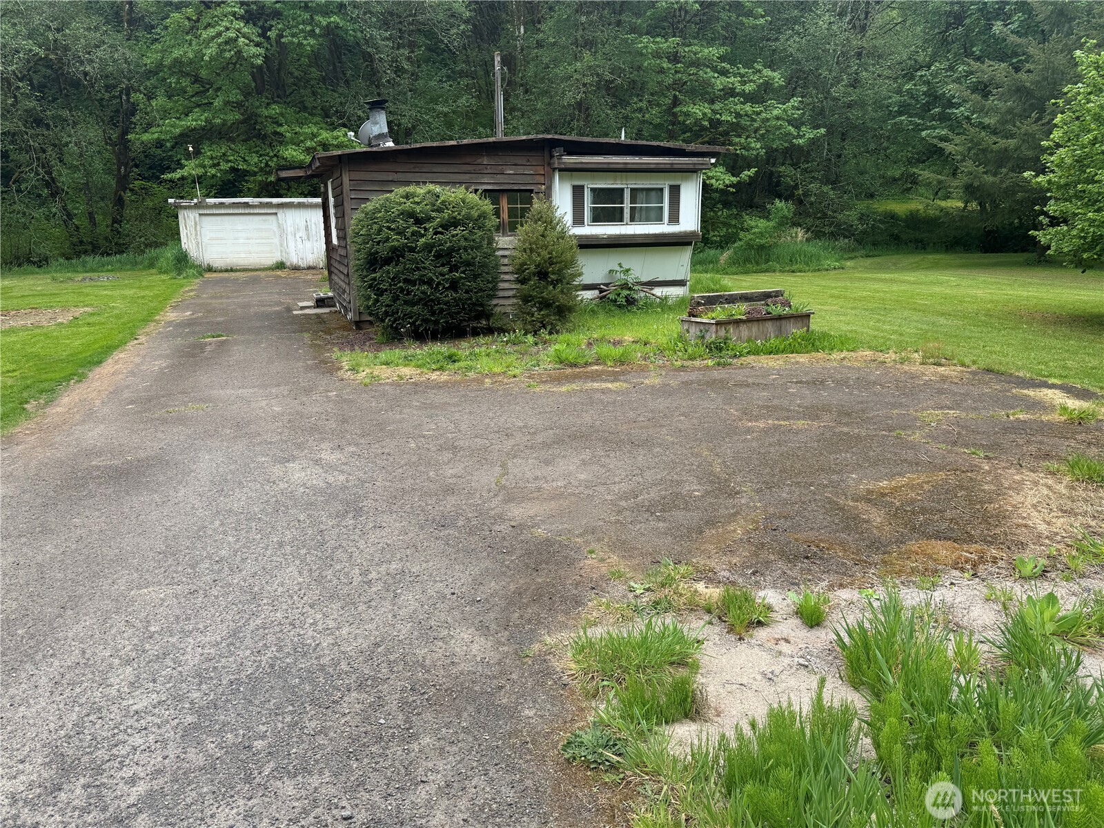 1031 Harmony Drive Longview WA 98632