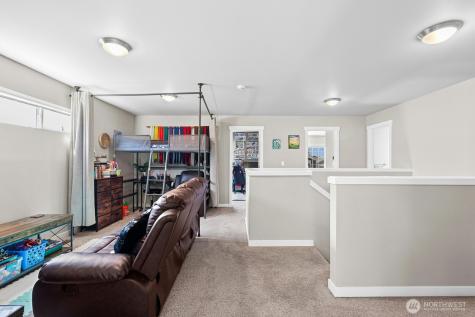 16233 76th Avenue Court E Puyallup WA 98375
