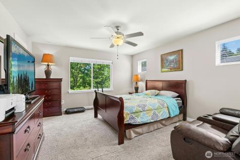 16233 76th Avenue Court E Puyallup WA 98375