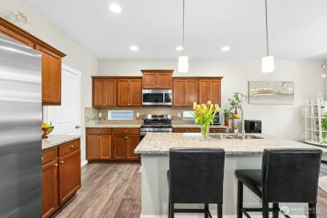 16233 76th Avenue Court E Puyallup WA 98375