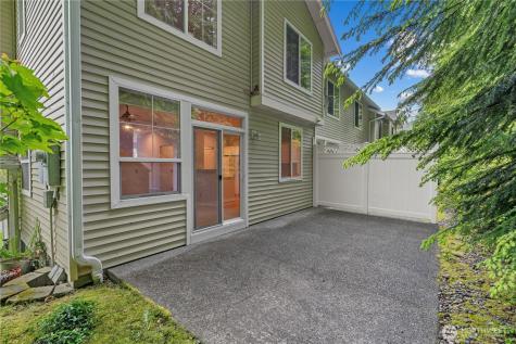 22029 39th Place S Kent WA 98032