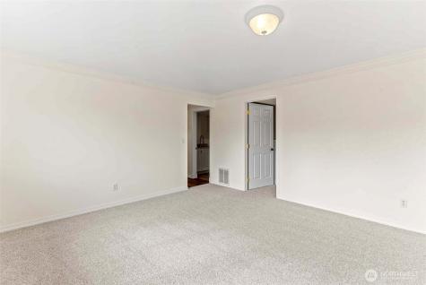 1040 Gilbert Court East Wenatchee WA 98802