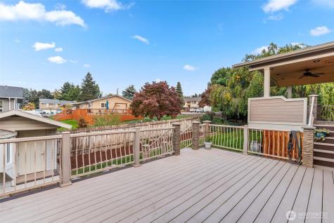 1040 Gilbert Court East Wenatchee WA 98802