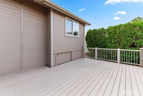 1040 Gilbert Court East Wenatchee WA 98802