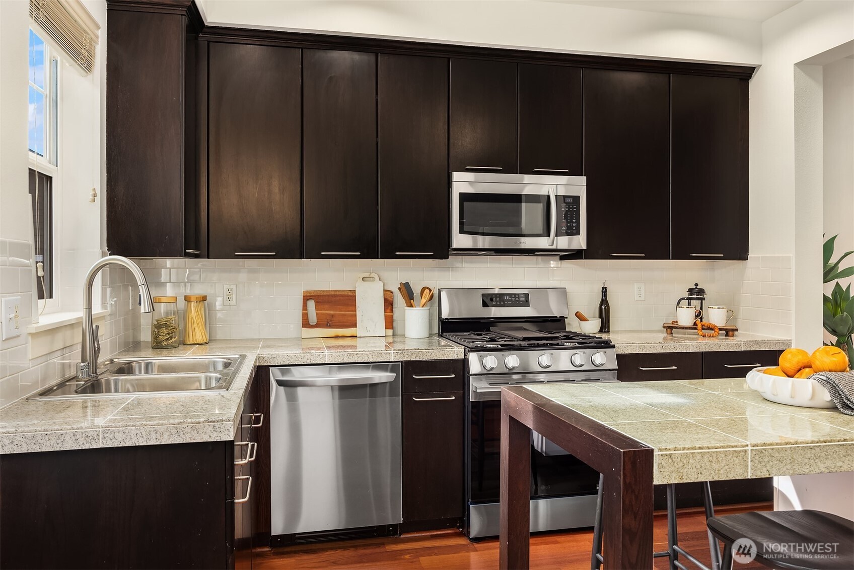 1848 NE Kenyon Court Issaquah WA 98029