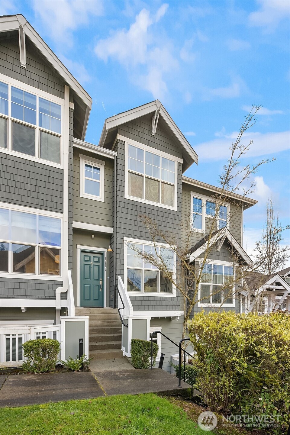 1848 NE Kenyon Court Issaquah WA 98029
