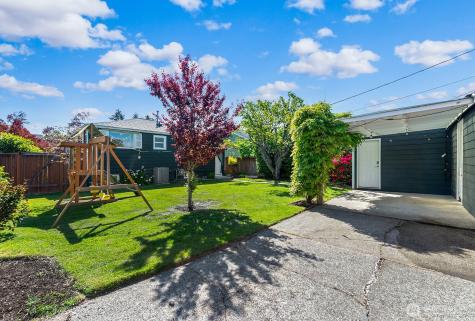 6017 46th Avenue SW Seattle WA 98136