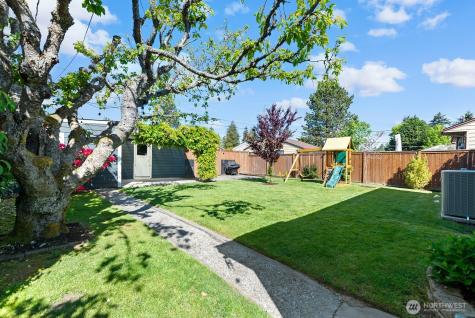 6017 46th Avenue SW Seattle WA 98136