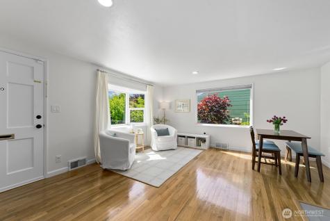6017 46th Avenue SW Seattle WA 98136