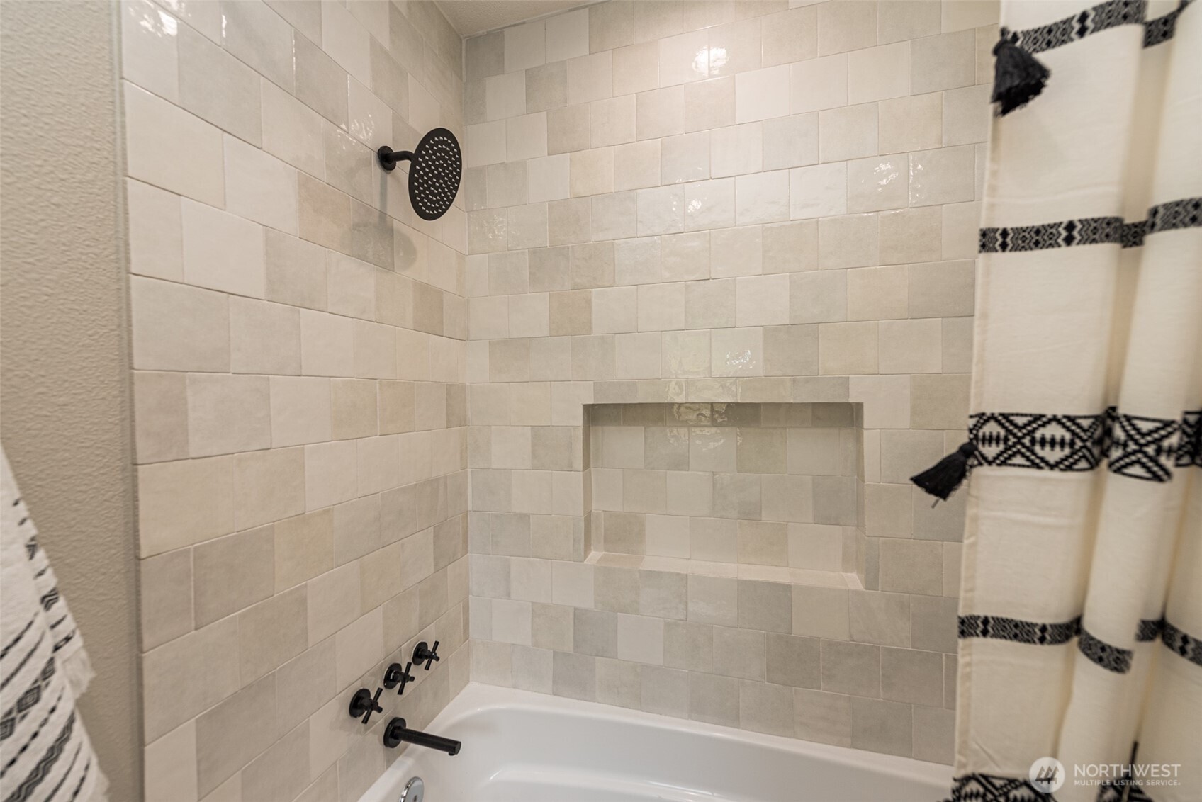 1725 Woodcock Road Sequim WA 98382