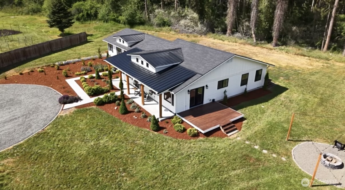 1725 Woodcock Road Sequim WA 98382