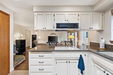 4930 Glendale Court SE Olympia WA 98501