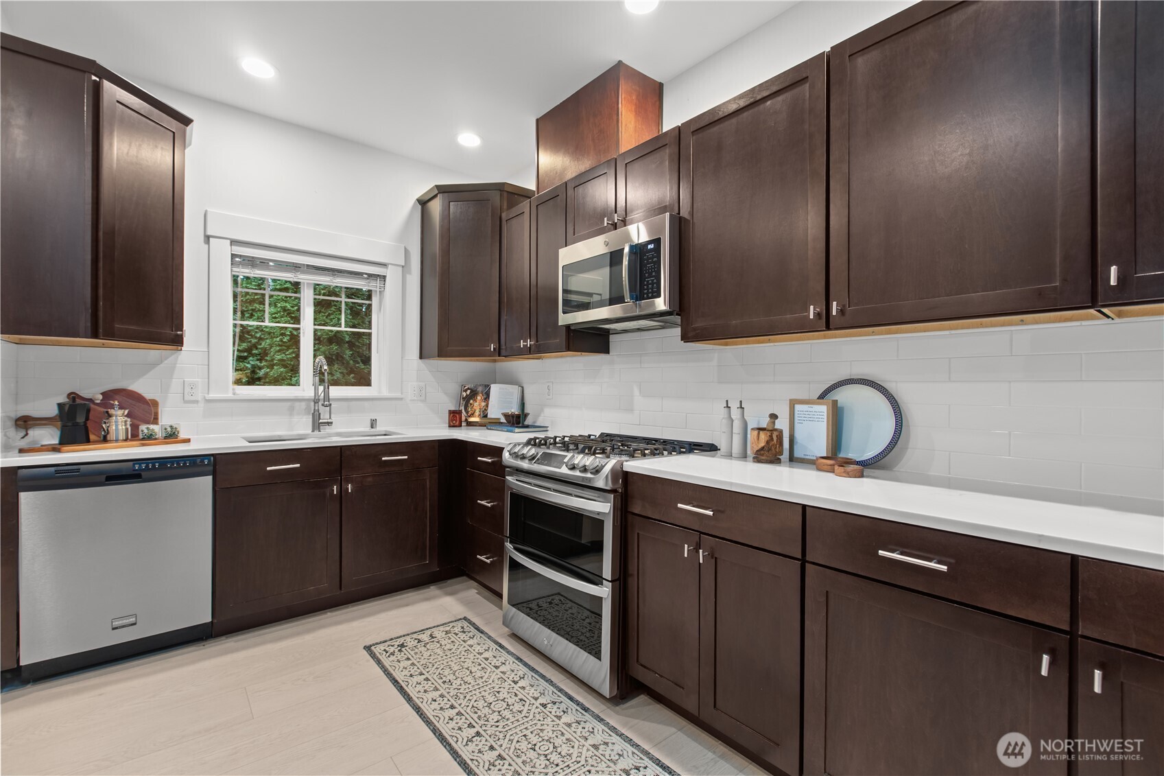 4854 Delridge Way SW Seattle WA 98106