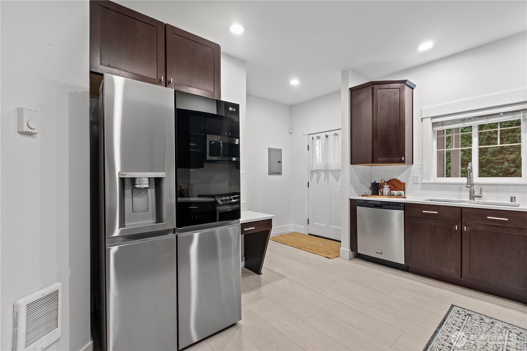 4854 Delridge Way SW Seattle WA 98106