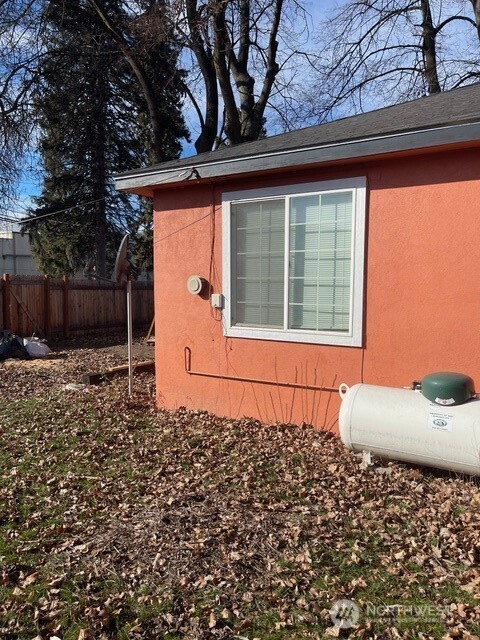212 4th Street W Tonasket WA 98855