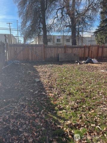 212 4th Street W Tonasket WA 98855