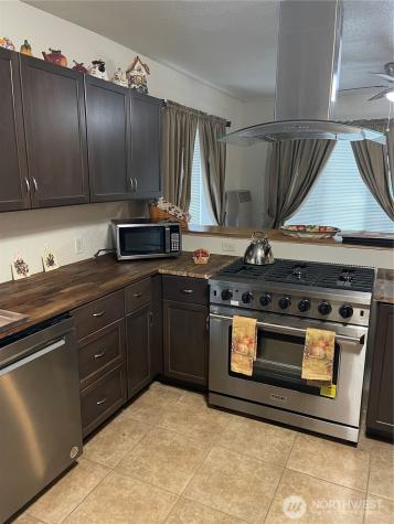 212 4th Street W Tonasket WA 98855