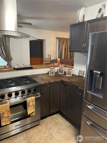 212 4th Street W Tonasket WA 98855