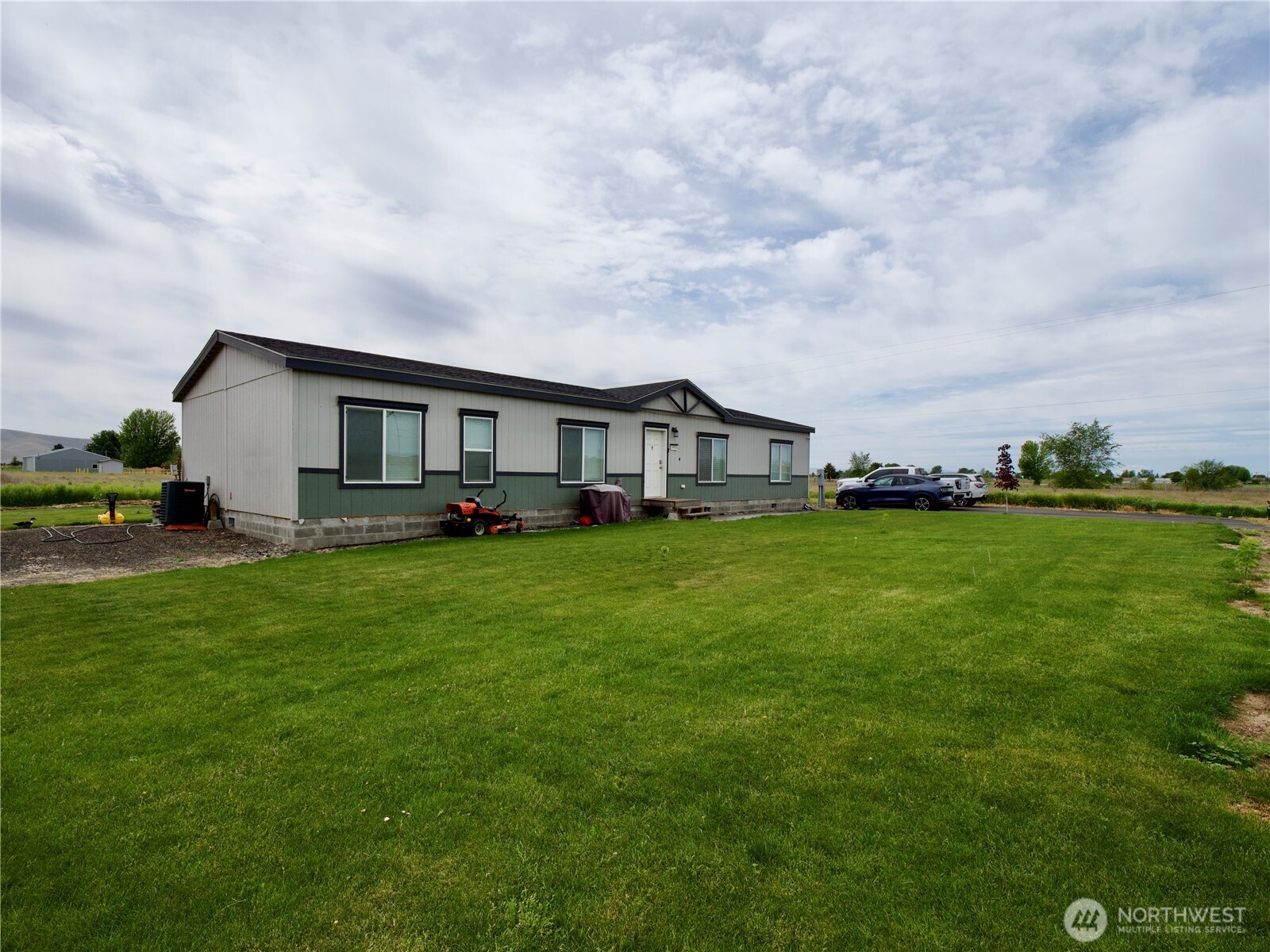 174958 W Apricot Road Grandview WA 98930