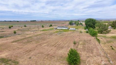 174958 W Apricot Road Grandview WA 98930