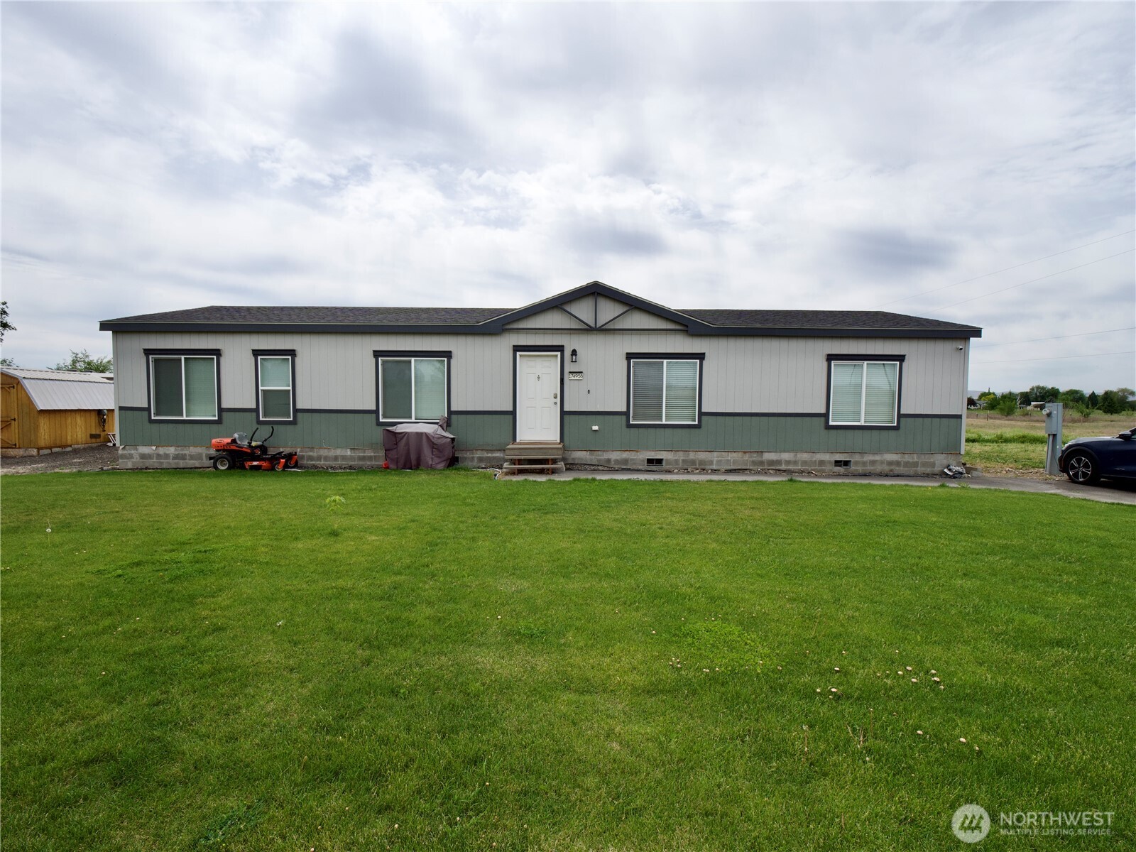 174958 W Apricot Road Grandview WA 98930