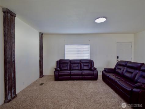 174958 W Apricot Road Grandview WA 98930