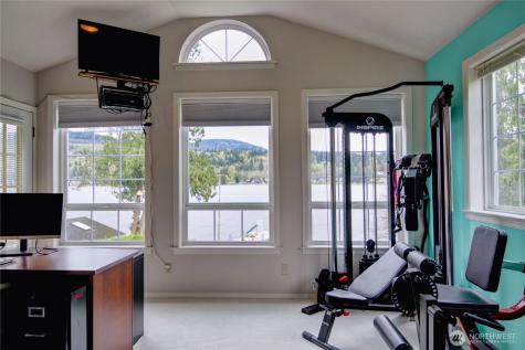 17298 Lake View Boulevard Mount Vernon WA 98274