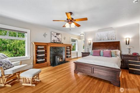 17298 Lake View Boulevard Mount Vernon WA 98274